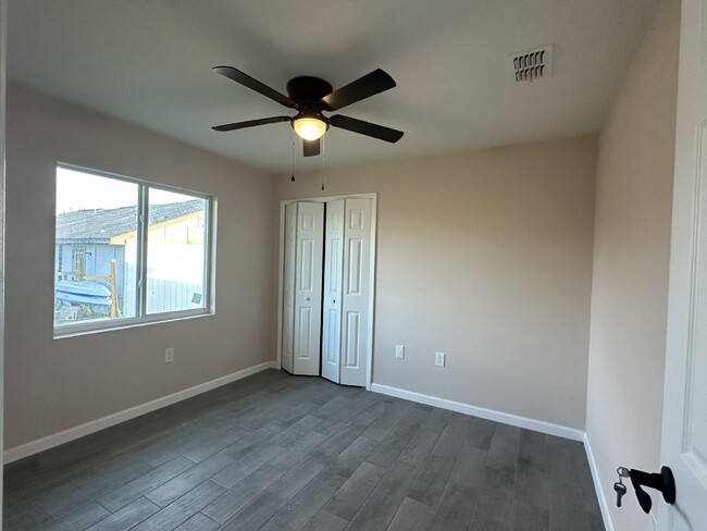 Building Photo - "Spacious 3-Bed, 2-Bath Duplex Retreat on ...