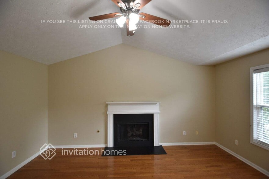 Building Photo - 4949 Lighthouse Pointe