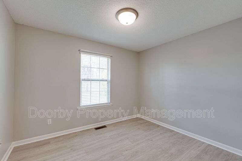Building Photo - 7420 Salmon Ln