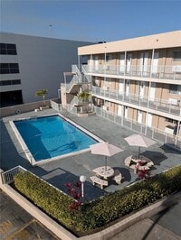 Building Photo - 6580 Santona St