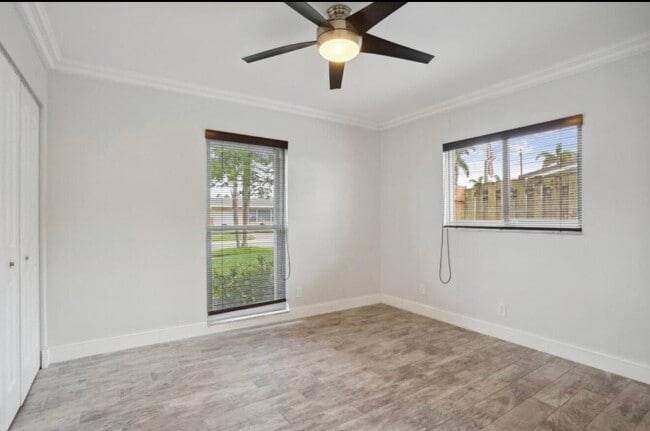 Building Photo - 603 SE 7th Ave