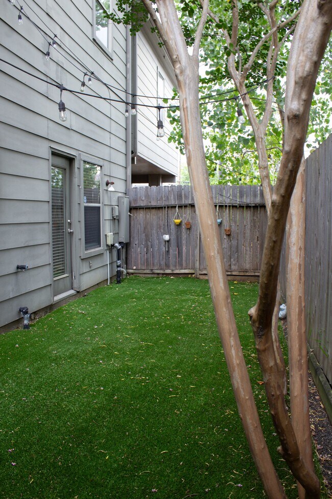 Building Photo - 1138 Patterson St