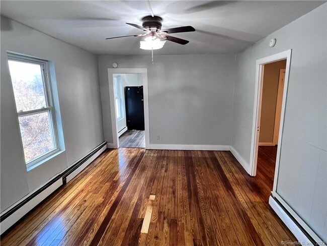 Building Photo - 183 N Main St