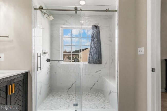 Building Photo - 8920 Flour Ct