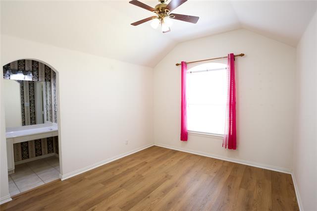 Building Photo - 5708 Sabetha Way
