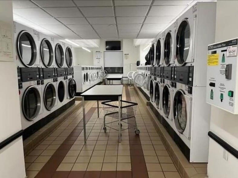 Building Photo - 20 West St