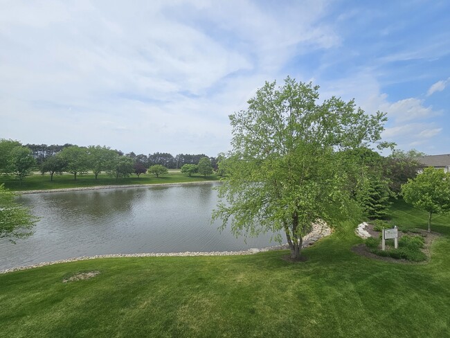 Building Photo - 2503 Sheehan Dr