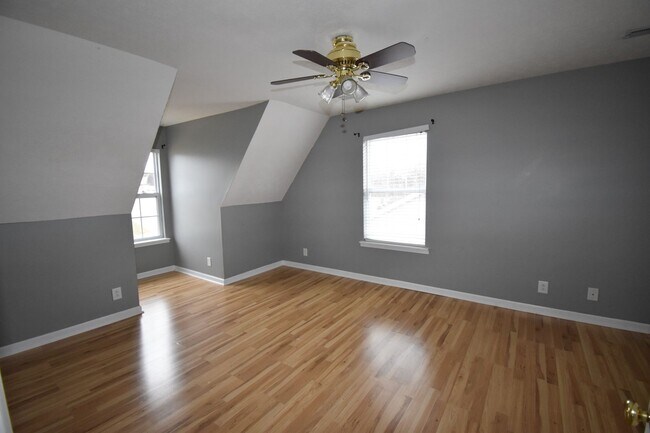Building Photo - 3 Bedroom Pet Friendly Home For Rent Near ...