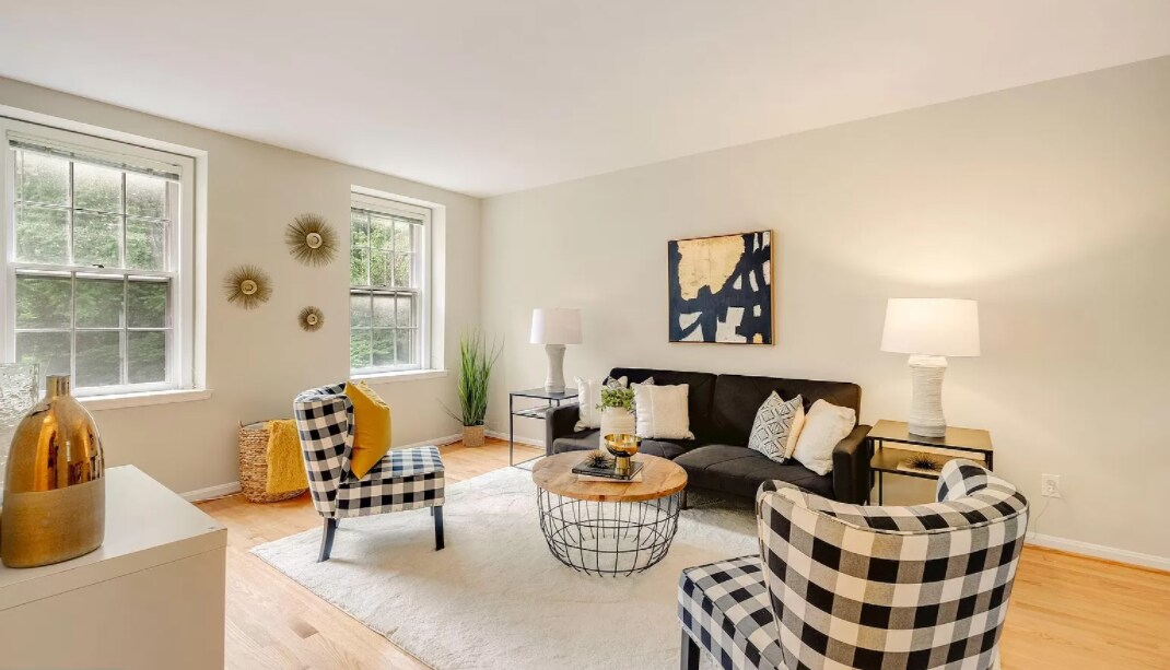 Building Photo - 3760 39th Street NW