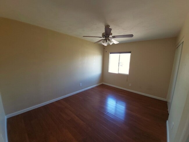 Building Photo - RECENT REMODEL IN AHWATUKEE!