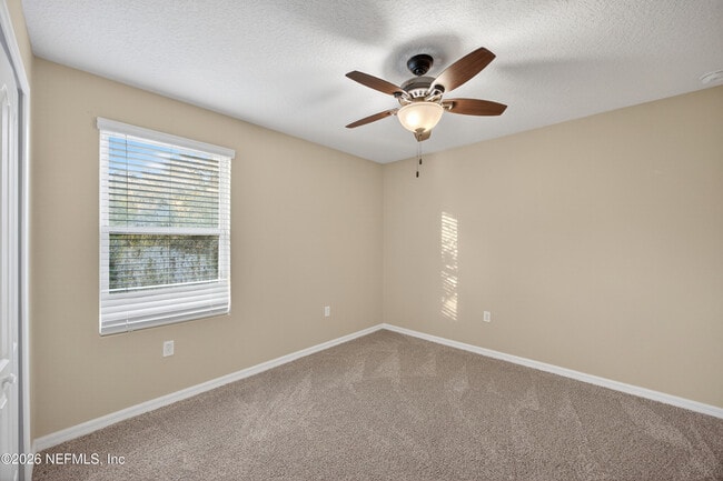 Building Photo - 104 Riachuelo Ln