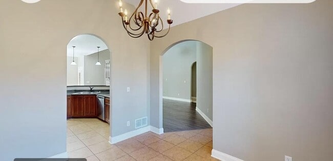 Building Photo - 763 Fairway Pointe Cove W