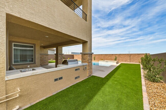 Building Photo - 2023-Built Liberty Floorplan-NEXT-GEN Suite w/3338 sq ft living space w/5 BR’s, 4 1/2 BA's, 3 car...