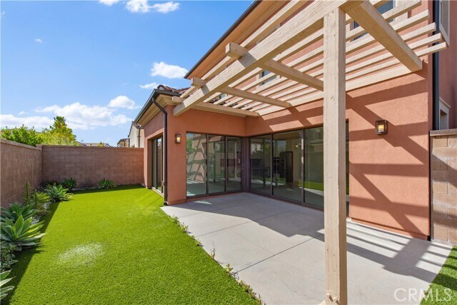 Building Photo - 156 Plum Lily
