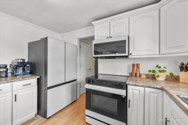 Building Photo - 3500 Biscayne Rd