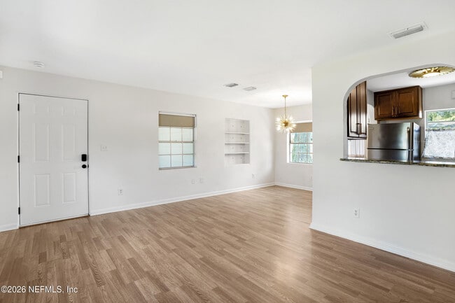 Building Photo - 5236 River Forest Dr