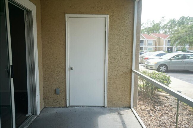 Building Photo - 9481 Highland Oak Dr