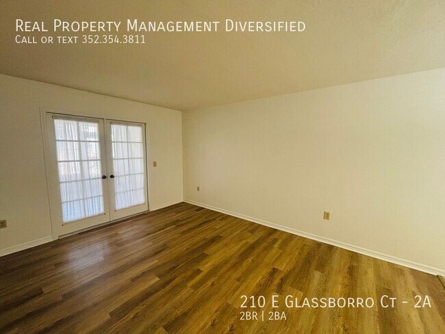 Building Photo - 210 E Glassboro Ct