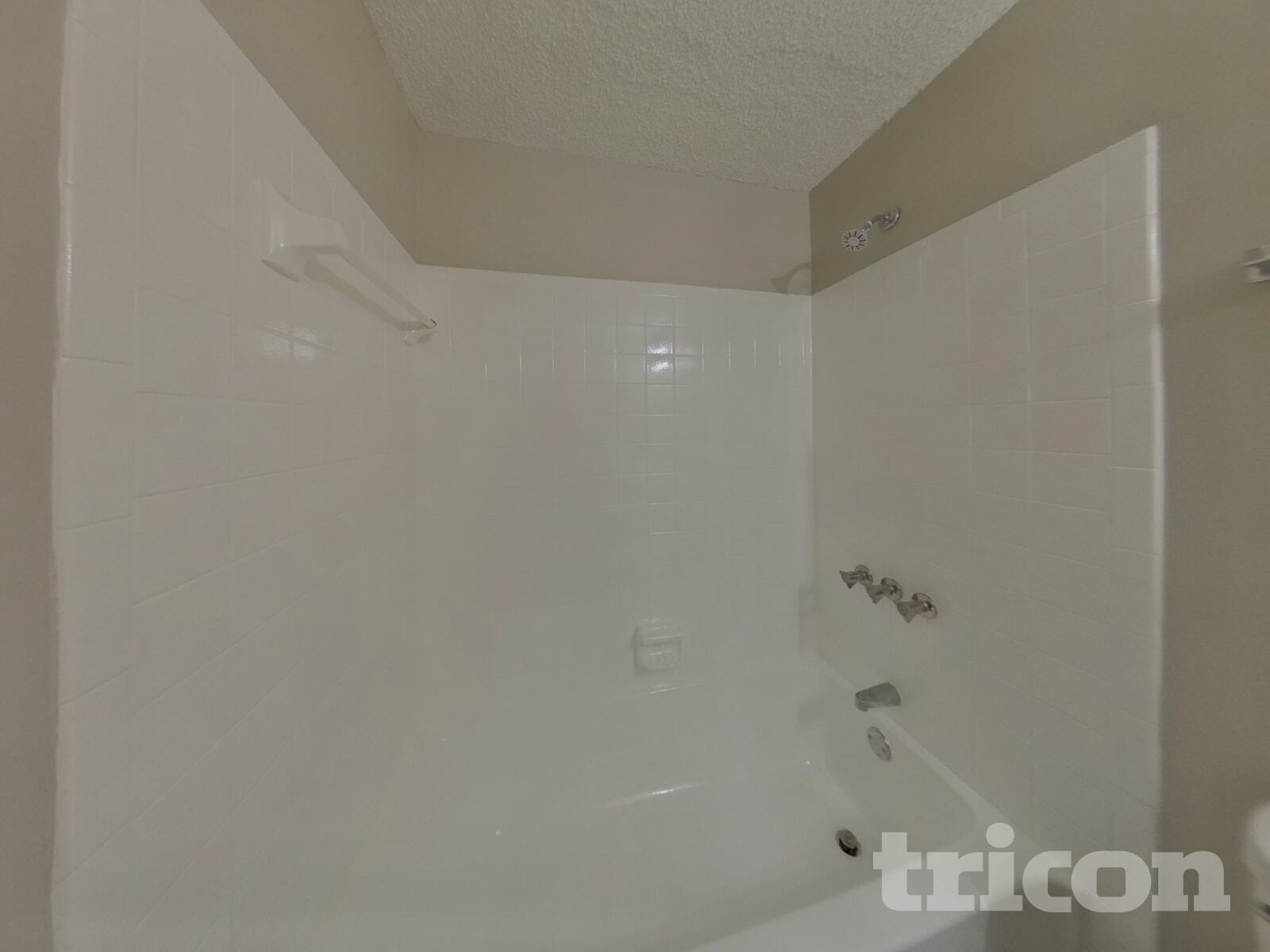 Building Photo - 6 Forestgrove Ct