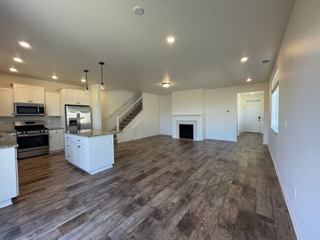 Building Photo - 4Bd/2.5Ba Gresham Home ~ Community Playgro...