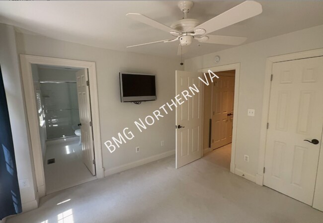 Building Photo - 12198 Chancery Station Cir