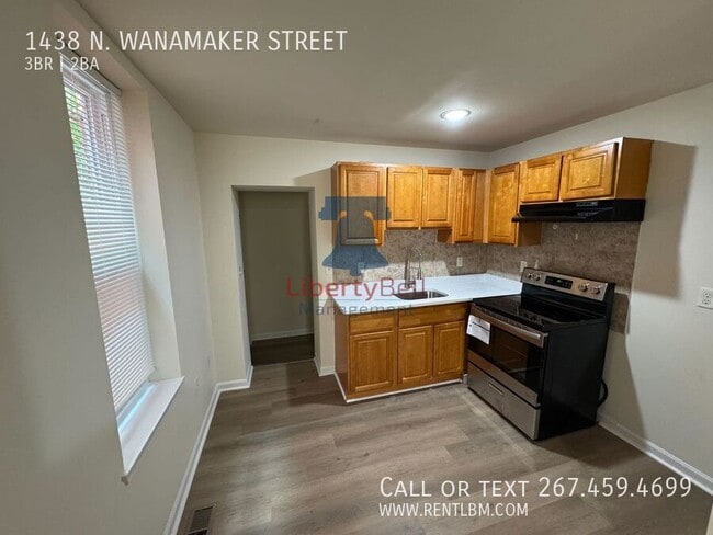 Building Photo - 1438 N Wanamaker St