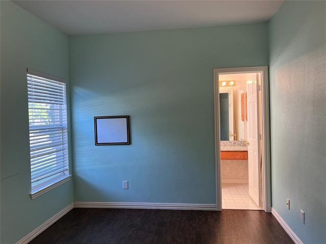 Building Photo - 702 Willow Ridge Ct