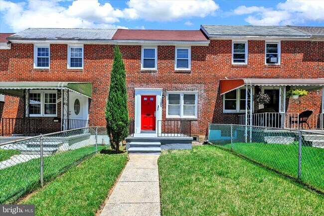 Building Photo - 1127 Wicklow Rd