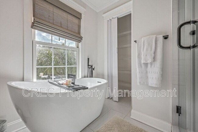 Building Photo - 100 Jordan Ct