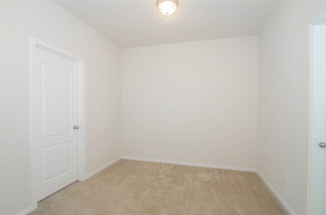 Building Photo - 18314 Fairwood Meadow Ct