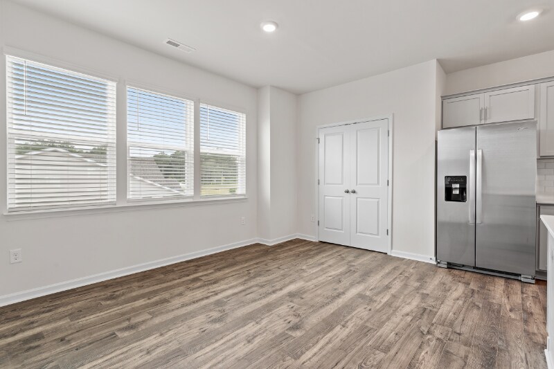 Building Photo - 705 Lucky Clover Wy