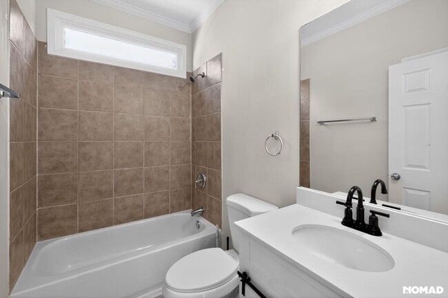 Building Photo - 237 Crumley St SW