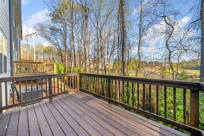 Building Photo - 217 Whitetail Cir