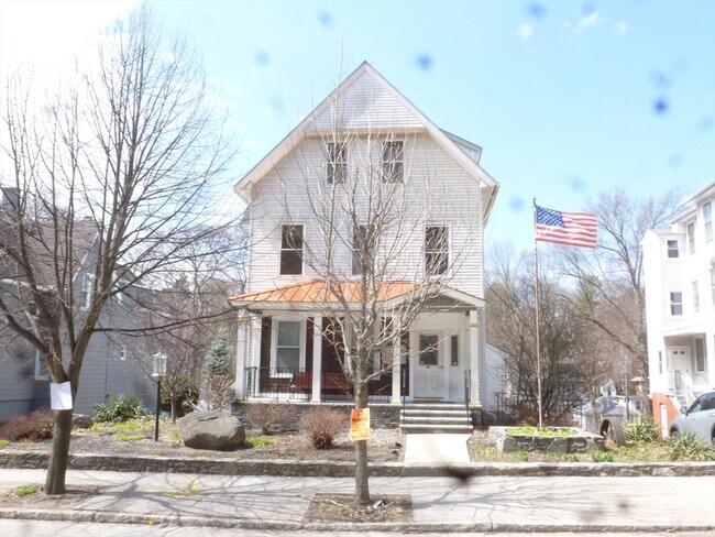 Primary Photo - 630 Pleasant St