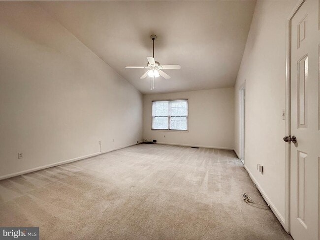 Building Photo - 7136 Swansong Wy