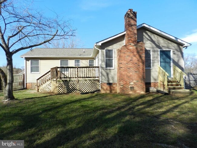 Building Photo - 206 Gerber Dr