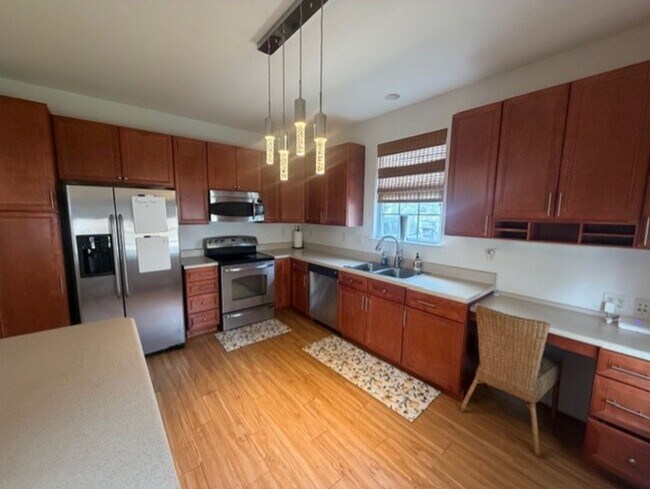 Building Photo - 5301 Brinsley Ln