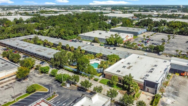 Building Photo - 7900 S Orange Blossom Trail