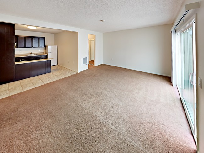 Apple Street Apartments - Oceanside, CA | Apartment Finder