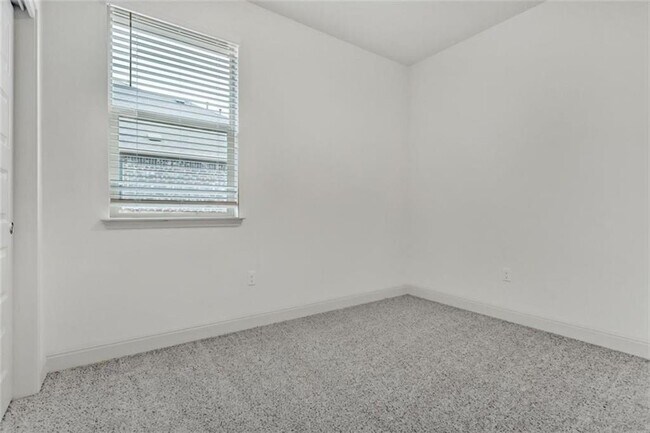 Building Photo - 17916 Curio Dr