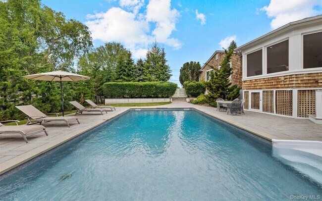 Building Photo - 58 Bayfield Ln
