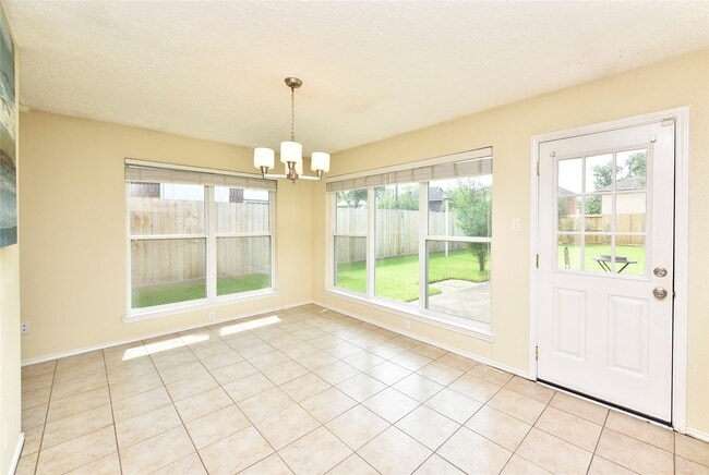 Building Photo - 3522 Pecan Point Dr