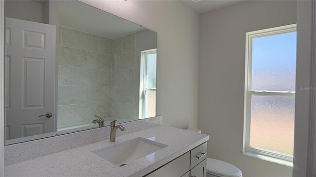 Building Photo - 110 E Dupont Ter