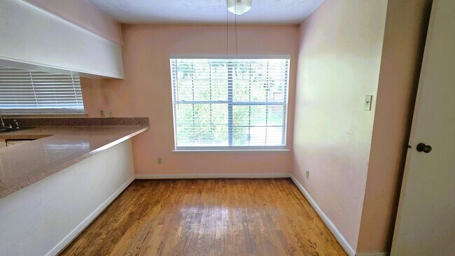 Building Photo - 3334 Birch Creek Dr