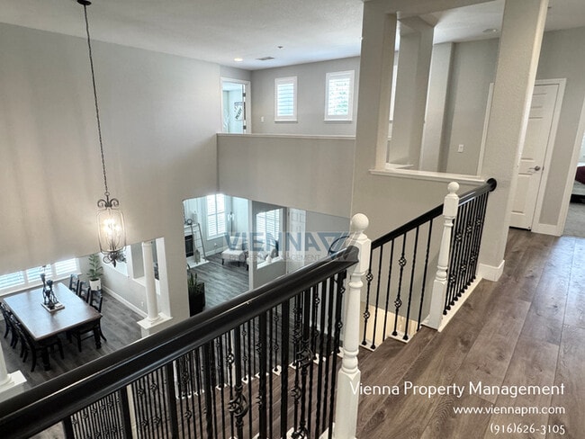 Building Photo - 2169 Mount Errigal Pl