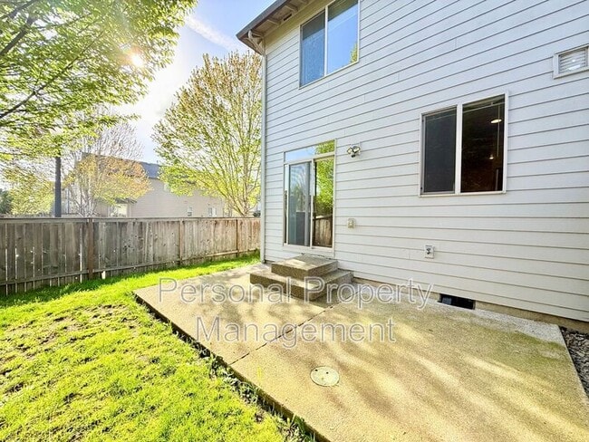 Building Photo - 13024 NE 26th St