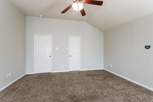 Building Photo - 3355 Allington Ct