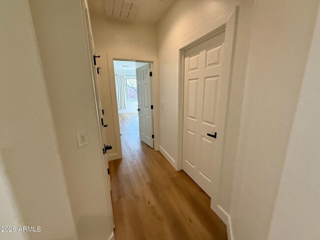 Building Photo - 1839 W Owens Way