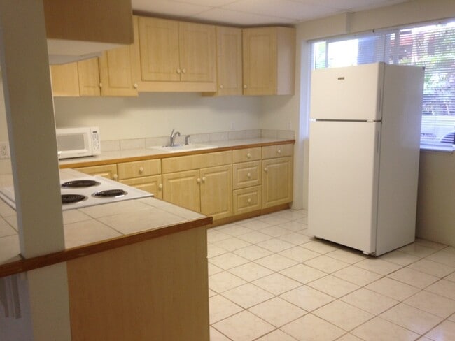 Building Photo - 1238 Kelewina Pl