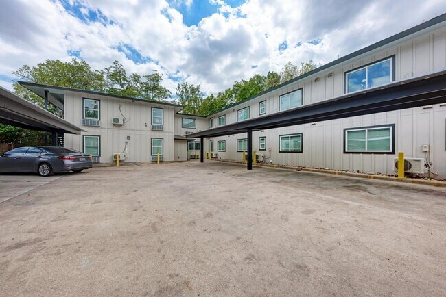 Building Photo - Park Avenue 102